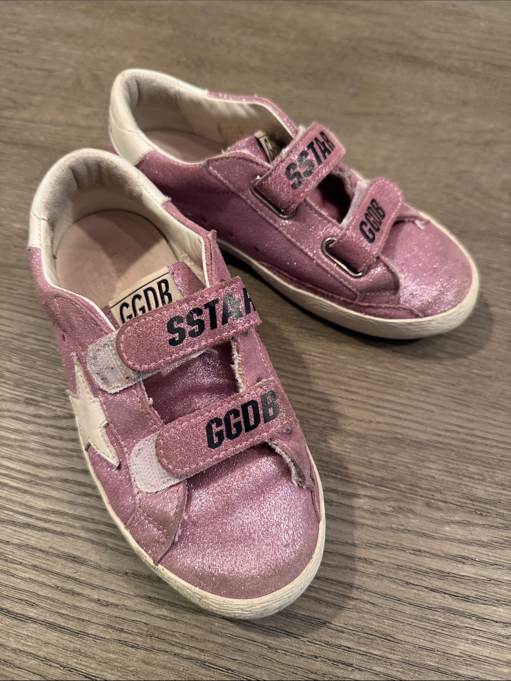 Golden Goose Kids Pink Glitter Velcro Star Sneakers size 31